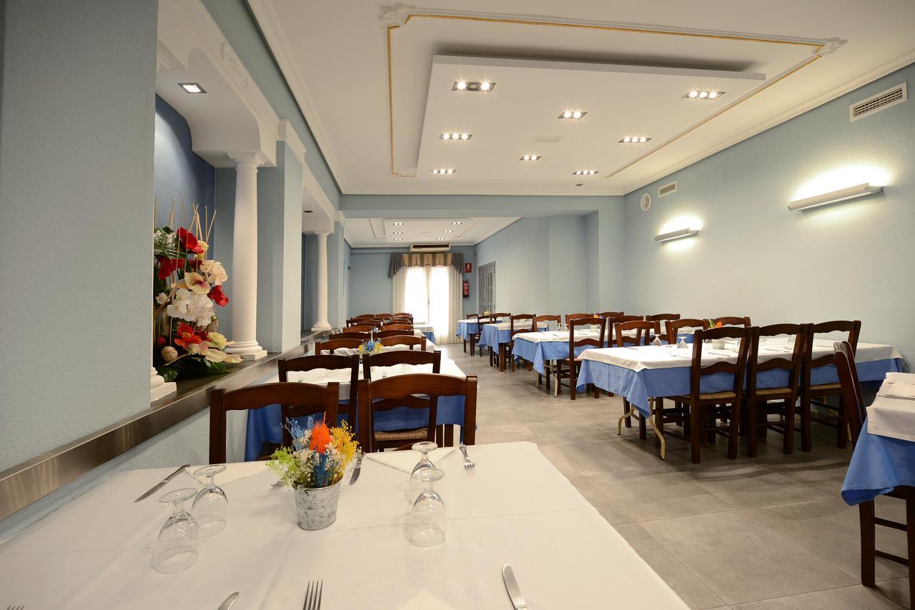 Hotel Duque De Calabria มานซาเนรา ภายนอก รูปภาพ